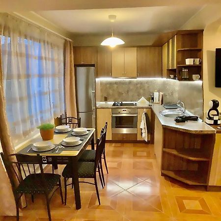 Приключение В Триград Apartman Kültér fotó