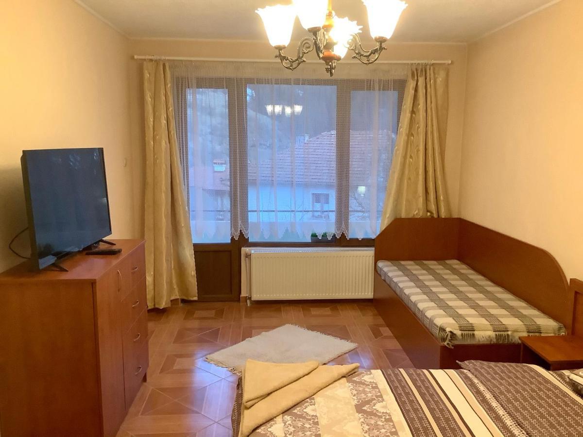 Приключение В Триград Apartman Kültér fotó